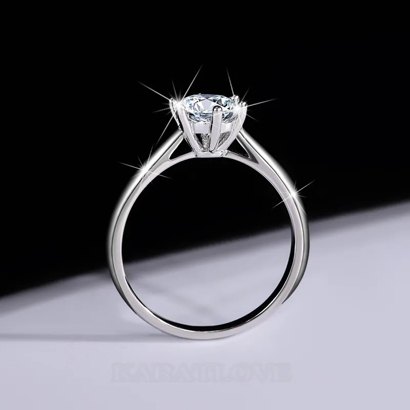Bague de fiançailles solitaire en argent sterling 925 et diamant de moissanite de taille ronde