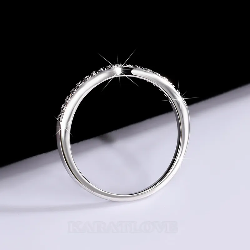Anneau de mariage en argent sterling 925 et diamant de moissanite de taille ronde