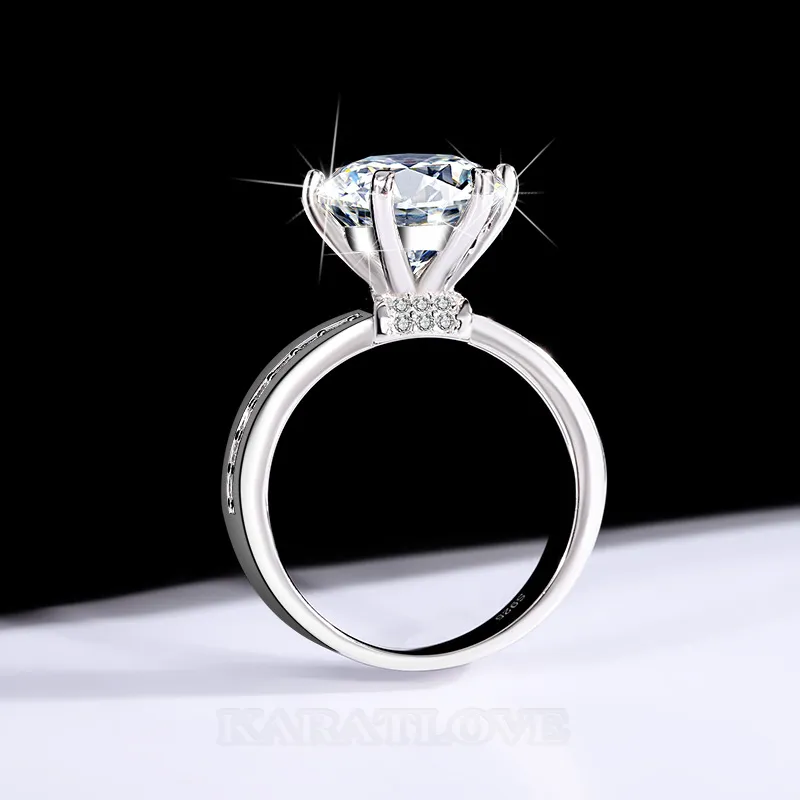 Bague de fiançailles classique en argent sterling 925 avec diamant de moissanite de taille ronde