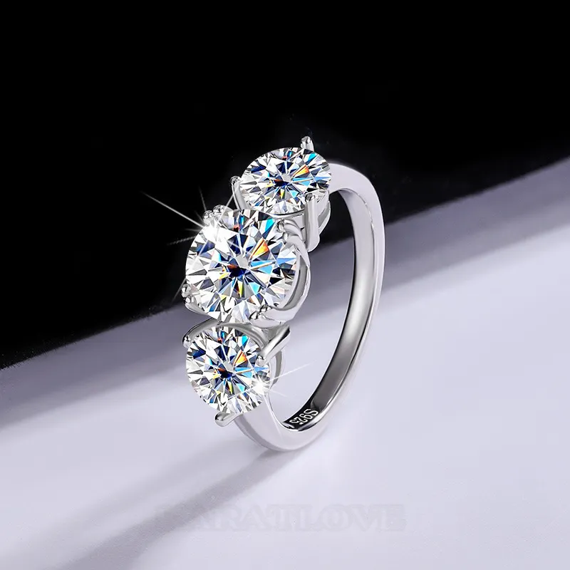 Bague de fiançailles 3 pierres en argent sterling 925 et diamant moissanite de taille ronde