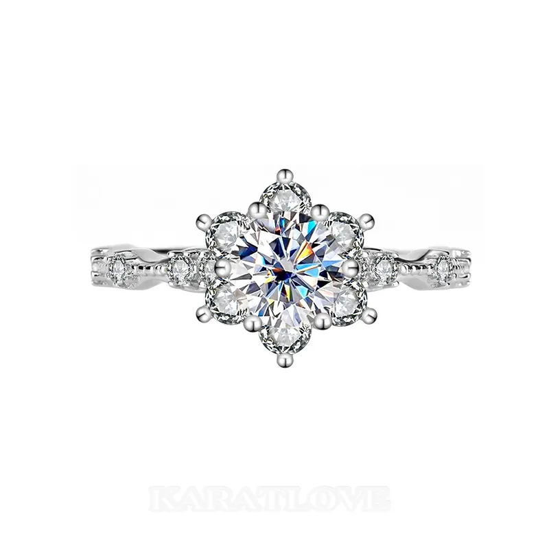 Bague de fiançailles halo en argent sterling 925 et diamant de moissanite de taille ronde