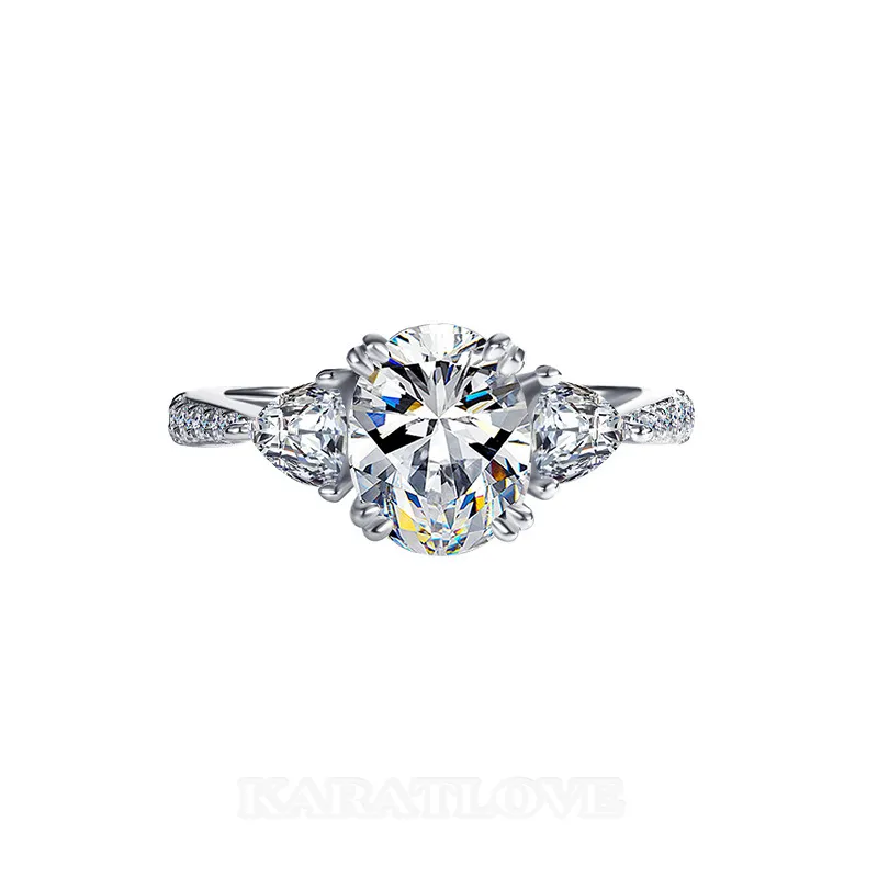 Bague de fiançailles 3 pierres en argent sterling 925 et diamant moissanite ovale