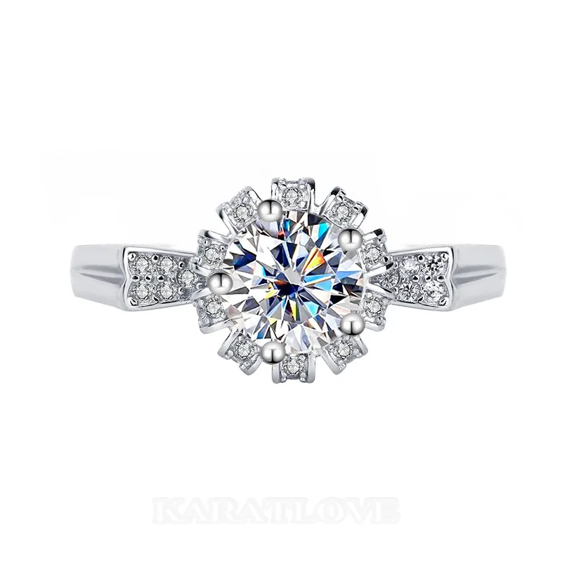 Bague de fiançailles halo en argent sterling 925 et diamant de moissanite de taille ronde