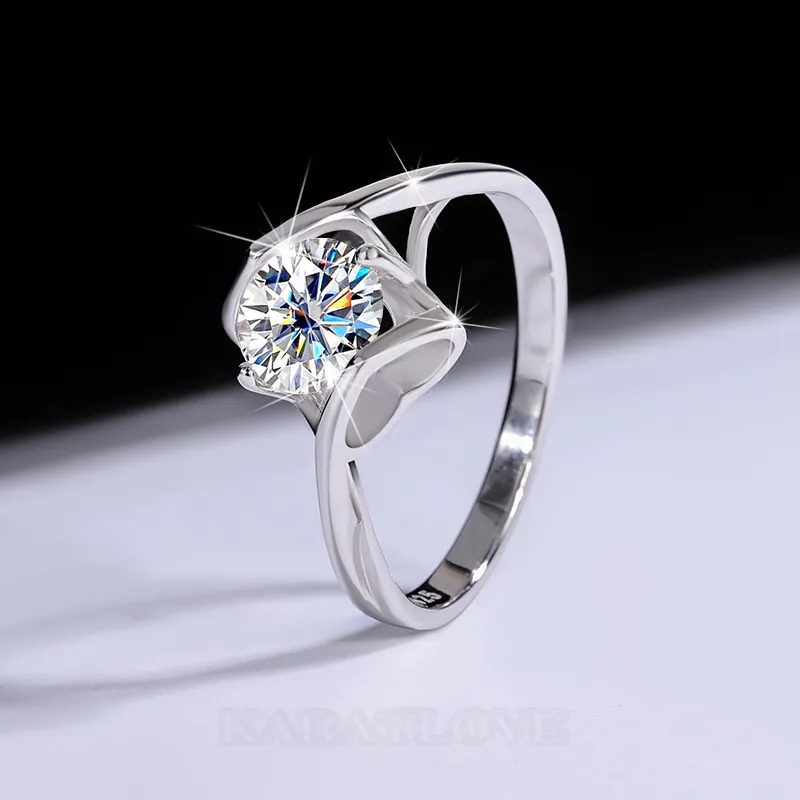 Bague de fiançailles solitaire en argent sterling 925 et diamant moissanite de taille ronde