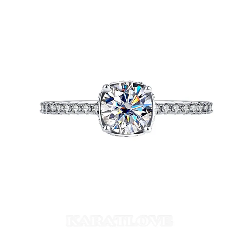 Bague de fiançailles classique en argent sterling 925 et diamant de moissanite de taille ronde