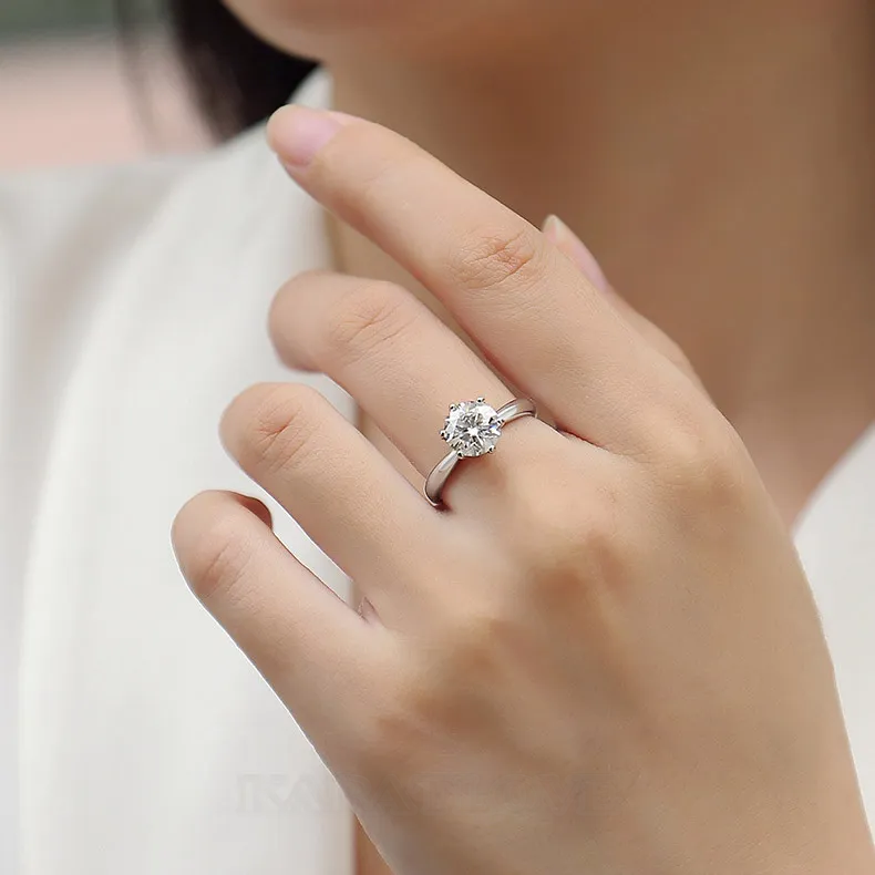 Bague de fiançailles solitaire en argent sterling 925 et diamant moissanite de taille ronde