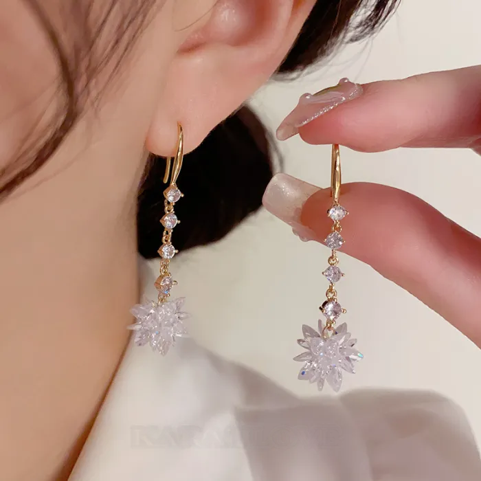 Pendants d'oreilles en or jaune et cristal