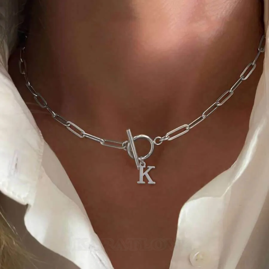 Collier à pendentifs en plaqué or avec lettres initiales