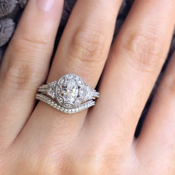 Ensemble de bague de mariage en argent sterling avec halo et diamant blanc ovale vintage