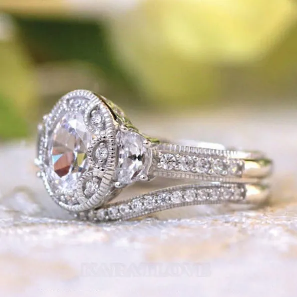 Ensemble de bague de mariage en argent sterling avec halo et diamant blanc ovale vintage