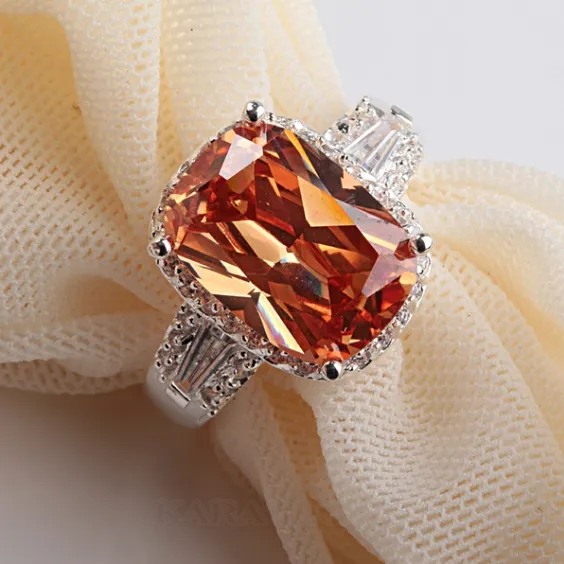 Bague de fiançailles orange radiant