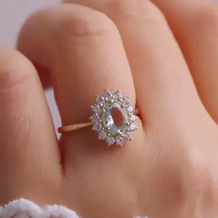 Bague de fiançailles halo...