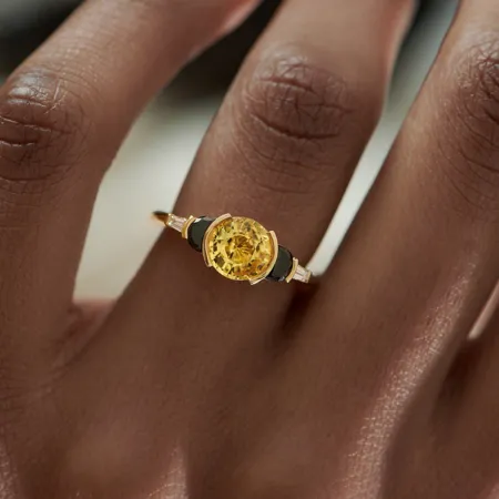 Citrine jaune à taille...