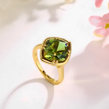 Bague de fiançailles...