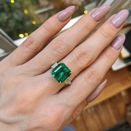 Bague de fiançailles 3 pierres vert émeraude taille princesse en argent sterling 925