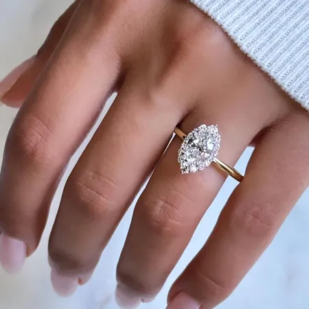 Bague de fiançailles en argent sterling or ornée d'un diamant ovale