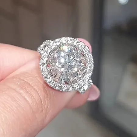 Bague de fiançailles en argent sterling avec halo en argent blanc et diamant rond