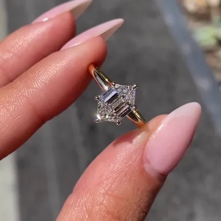Bague de fiançailles solitaire en argent sterling et or jaune, diamant blanc de taille hexagonale
