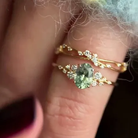 Parure de mariage en argent et or jaune pour péridot vert à taille ovale