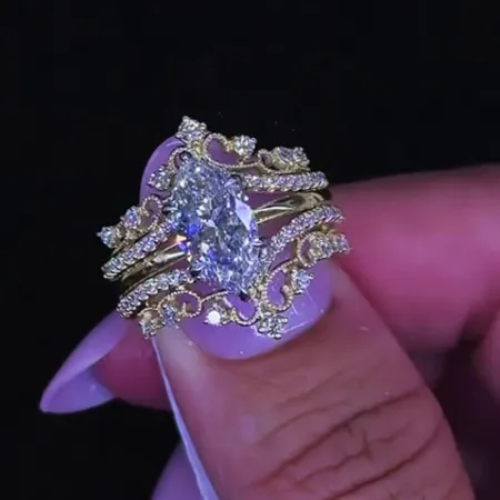 Alliance de mariage en argent sterling sertie d'un diamant taille marquise en or jaune blanc