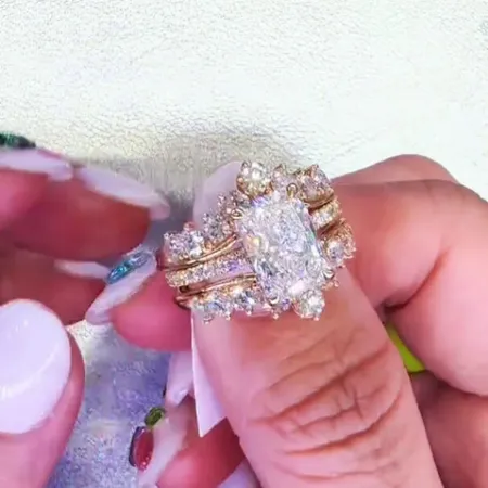 Anneau de mariage en argent...