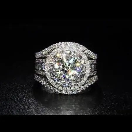 Bague de fiançailles halo...