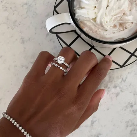 Bague classique en argent...