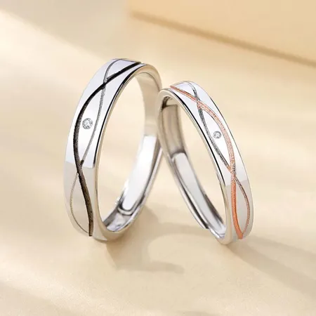 Anneaux de couple en argent sterling avec diamant rond