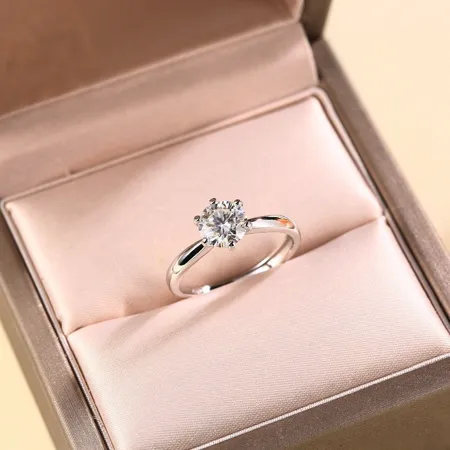 Bague de fiançailles solitaire en argent 925 moissanite de taille ronde et diamant blanc