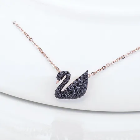 Collier cygne noir en or...