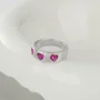 Bague de promesse en argent sterling sertie de rubis rouge taillé en trois cœurs