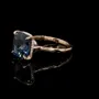 Bague de fiançailles en or rose 925 avec saphir bleu à taille coussin
