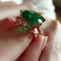 Bague de fiançailles en or jaune 3 pierres vert émeraude en argent 925