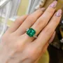 Bague de fiançailles 3 pierres vert émeraude taille princesse en argent sterling 925