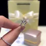 Bague de fiançailles classique en argent sterling blanc avec diamant de taille asscher