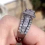 Bague de fiançailles à halo en argent sterling blanc et diamant taille princesse