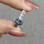 Bague de fiançailles en argent sterling avec aigue-marine bleue à taille ovale