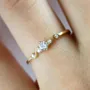 Bague de fiançailles en argent sterling et or jaune avec diamant de taille ronde