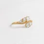 Bague de fiançailles en argent jaune et or blanc avec diamant taille poire