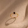 Bague de fiançailles 3 pierres emerald cut fancy black en argent sterling et or jaune