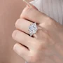 Bague de fiançailles à 3 pierres en argent sterling blanc et diamant radiant