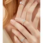 Bague de fiançailles classique en argent sterling blanc avec diamant rond