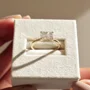 Bague de fiançailles en argent sterling blanc et couleur or jaune avec diamant taille radiante