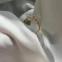 Bague de fiançailles en argent sterling blanc et or jaune avec diamant taille marquise