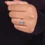 Bague de fiançailles trois pierres en argent sterling et saphir bleu taille marquise