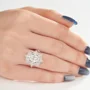 Bague de fiançailles en argent sterling blanc avec diamant taille coussin et halo