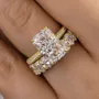 Bague en argent blanc sertie d'un diamant radiant