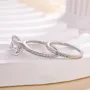 Bague en argent sterling sertie d'un diamant de taille princesse