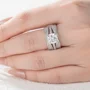 Ensemble de bague de mariage en argent sterling serti d'un halo avec diamant taille en coussin