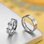 Bagues de couple en titane blanc à diamant rond